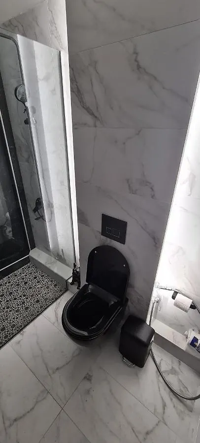 Black Retro Flat Apartment Thessaloniki